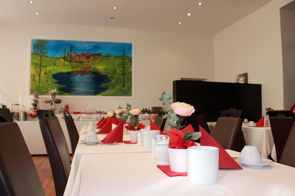 אופנבאך Aariana Hotel מראה חיצוני תמונה