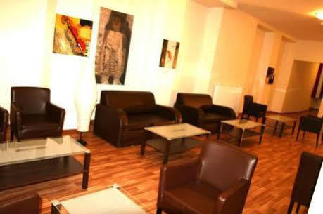 אופנבאך Aariana Hotel מראה חיצוני תמונה